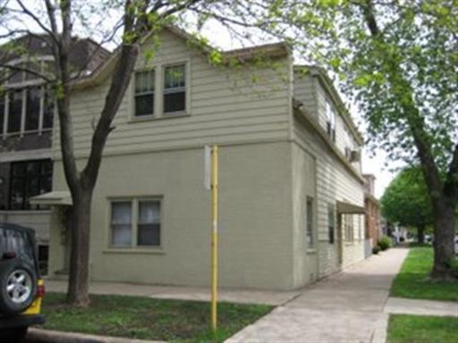 3301 N Hamilton Ave., Chicago, IL 60618