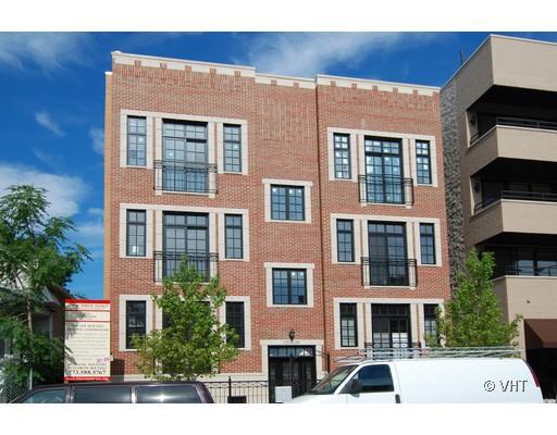 3218 N Damen Ave. #2S, Chicago, IL 60618