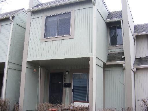 559 Chard Ct., Grayslake, IL 60030