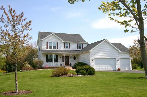2306 Mustang Tr., Woodstock, IL 60098