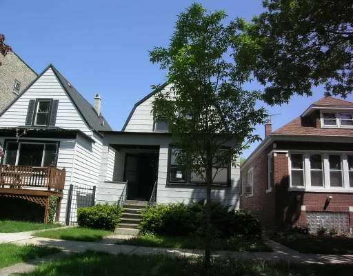 4642 W Warwick Ave., Chicago, IL 60641