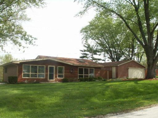 23W252 Great Western Ave., Glen Ellyn, IL 60137