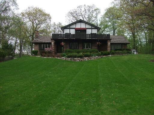 32456 N Forest Dr., Grayslake, IL 60030