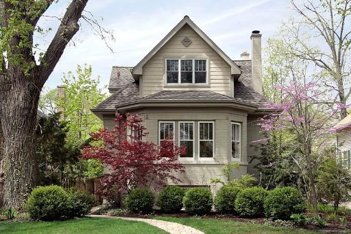 2746 Central Park Ave., Evanston, IL 60201