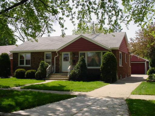 4833 W 97th Pl., Oak Lawn, IL 60453