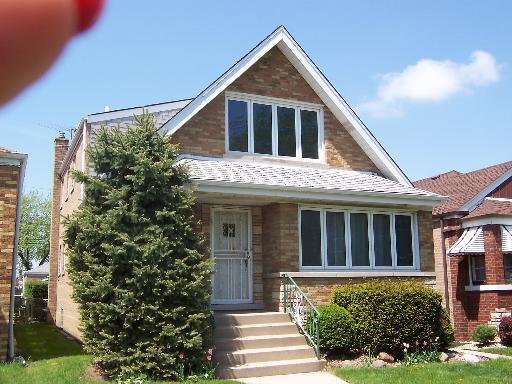 6750 S Karlov Ave., Chicago, IL 60629