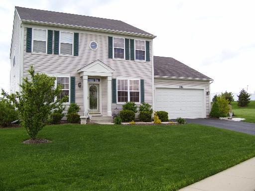 382 Kensington Dr., Oswego, IL 60543