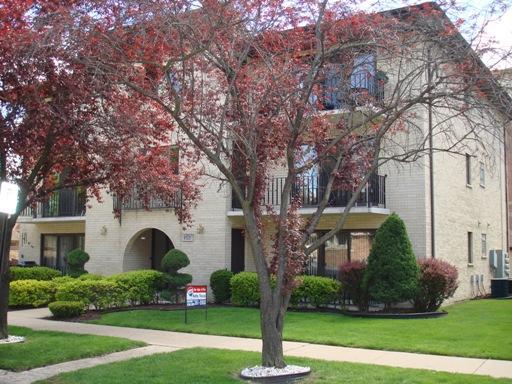 9521 S 53rd Ave. #3S, Oak Lawn, IL 60453