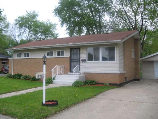 2755 Circle Dr., Markham, IL 60426