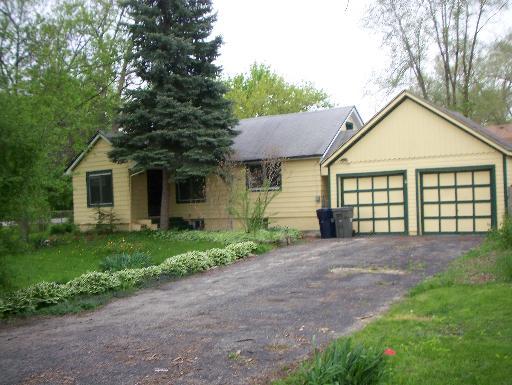 1460 Highland Ave., Elgin, IL 60123