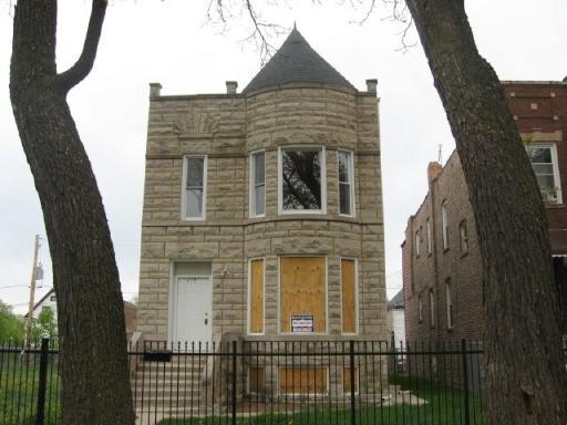 219 N Latrobe Ave., Chicago, IL 60644