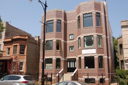 3130 W Fullerton Ave. #2E, Chicago, IL 60647