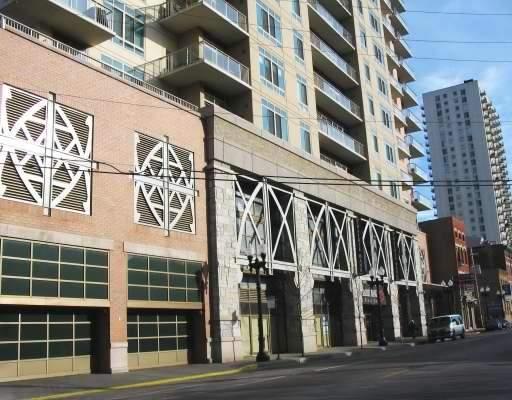 230 W Division St. #708, Chicago, IL 60610