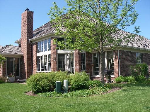 843 Turnberry Ln., Northbrook, IL 60062