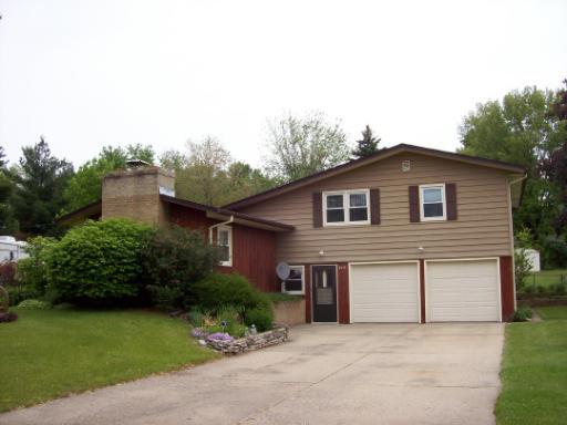 215 Judy Ct., Machesney Park, IL 61115