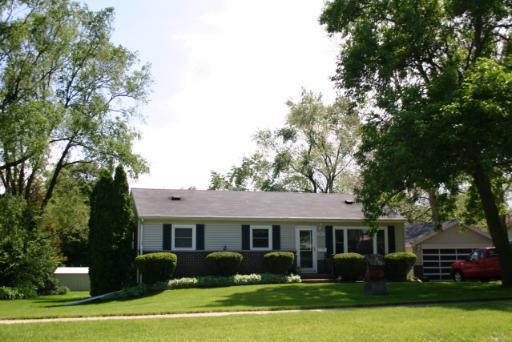 22W467 Winthrop Ave., Glendale Heights, IL 60139