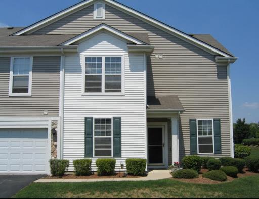 73 Johnson Ct., North Aurora, IL 60542