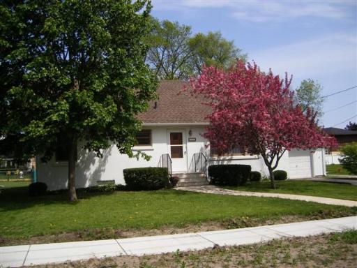 180 Donald St., Hinckley, IL 60520