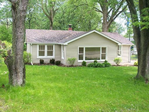 512 S Loucks St., Aurora, IL 60505