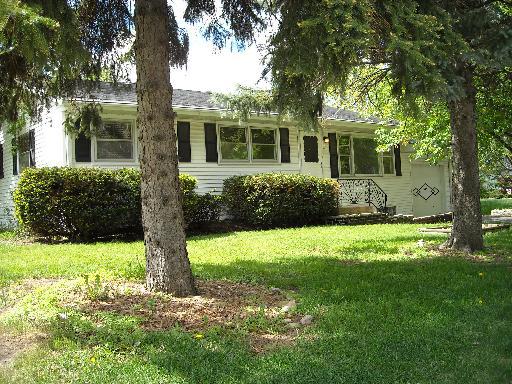 209 W 58th Pl., Clarendon Hills, IL 60514