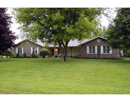 570 Sharon Dr., Woodstock, IL 60098