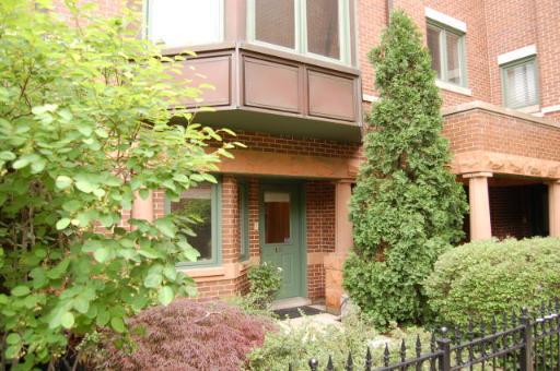 1351 W Altgeld St. #1E, Chicago, IL 60614