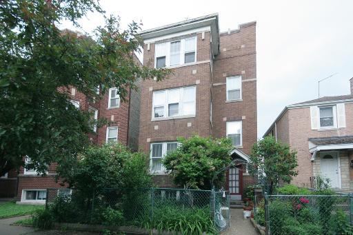 2710 W Argyle St., Chicago, IL 60625