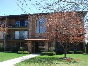 11107 Heritage Dr. #1B, Palos Hills, IL 60465