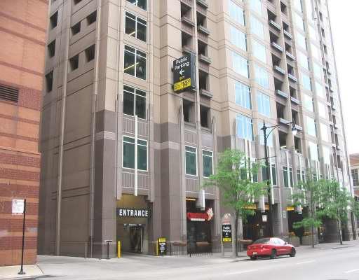 33 W Ontario St. #40D, Chicago, IL 60654