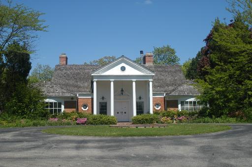 45 Hawthorne Ln., Barrington Hills, IL 60010