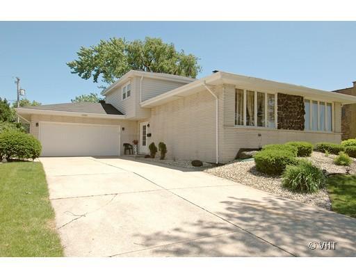 10325 S Kilbourn Ave., Oak Lawn, IL 60453