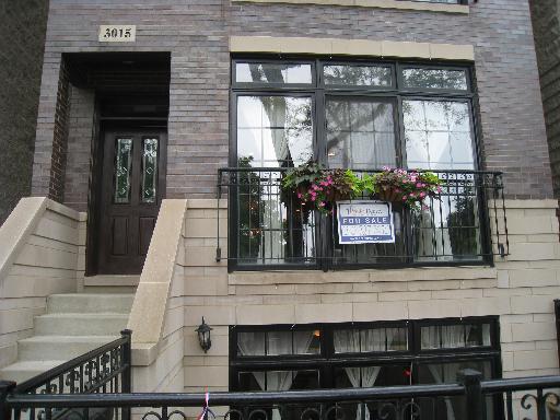 3015 N Damen Ave. #1, Chicago, IL 60618