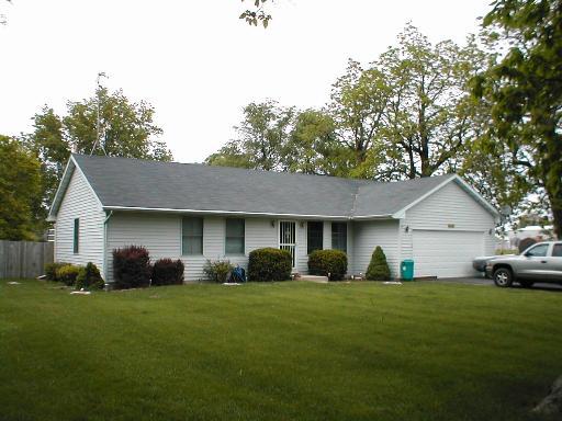 310 Emmett St., Kinsman, IL 60437