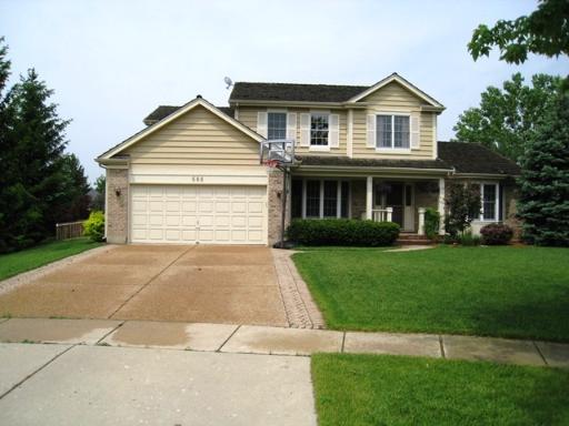 688 Waverly Dr., Mundelein, IL 60060