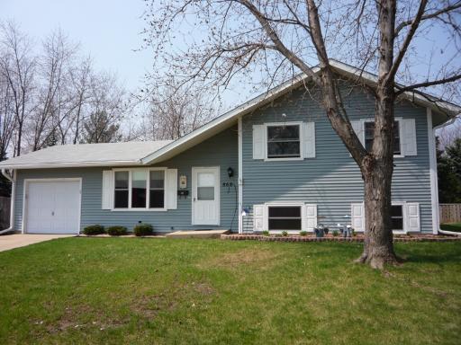 866 Canterbury Dr., Crystal Lake, IL 60014
