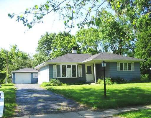 2204 Quail Ln., Rolling Meadows, IL 60008