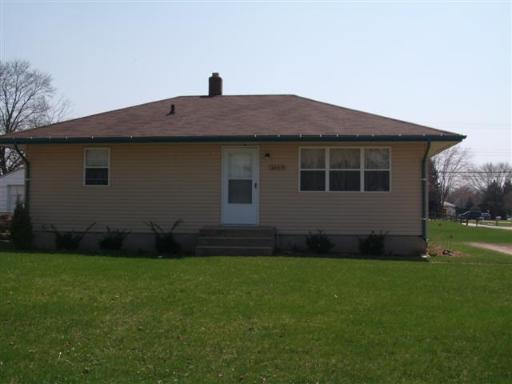 1005 Copper Dr., Machesney Park, IL 61115