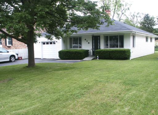 419 S Linden Ave., Westmont, IL 60559