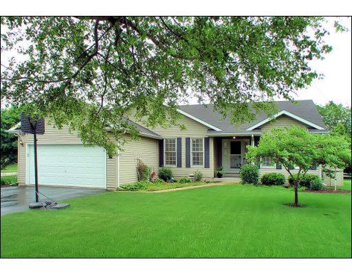 501 Doral Ln., North Aurora, IL 60542