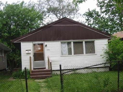 14808 S Maplewood Ave., Harvey, IL 60426