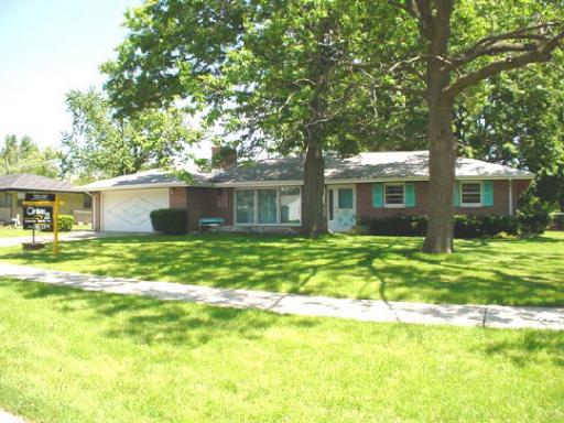 1120 Eastview Rd., Rockford, IL 61108