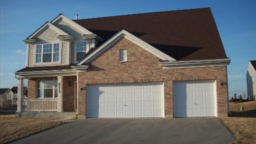 8215 Waterbury Ln., Joliet, IL 60431