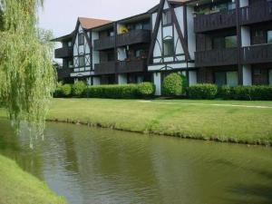 [Address Hidden by Seller], Vernon Hills, IL 60061