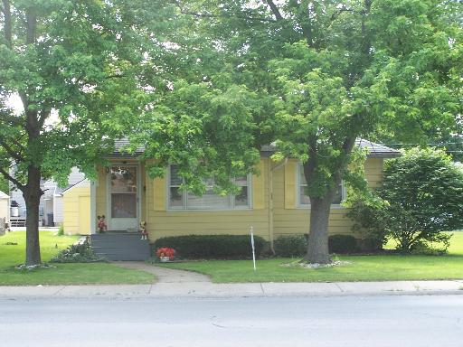 733 N Kennedy Dr., Kankakee, IL 60901
