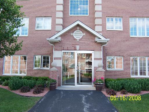 11545 W Settlers Pond Way #1A, Orland Park, IL 60467