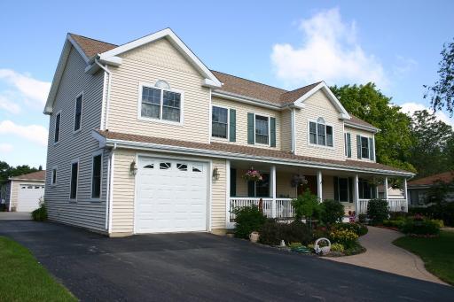 1N412 Goodrich Ave., Glen Ellyn, IL 60137