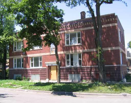 3436 W Huron St., Chicago, IL 60624