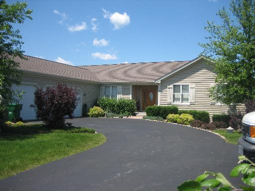 3904 Highview Dr., Crystal Lake, IL 60012