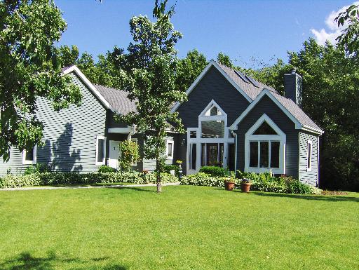 4711 N Waltshire Ln., Mchenry, IL 60050