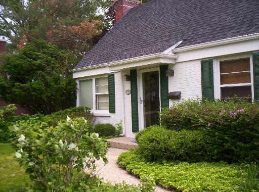 275 Latrobe Ave., Northfield, IL 60093